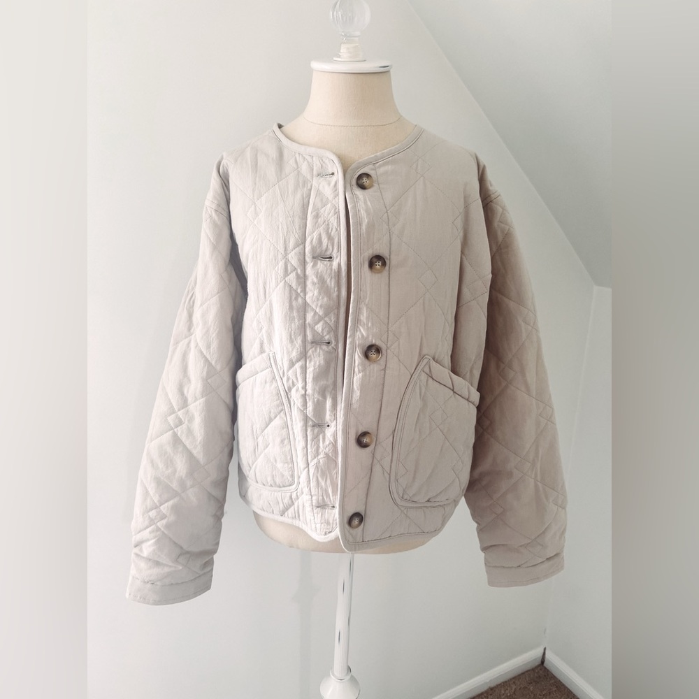 NWT Wishlist Quilted Button Down Jacket in Grey Mint
